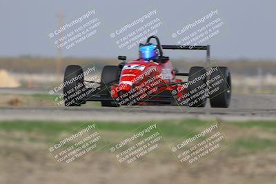 media/Oct-25-2025-CalClub SCCA (Sat) [[34c778dfbe]]/Group 3/Qualifying/